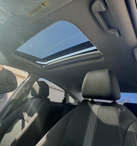 Серый Хонда Цивик, объемом двигателя 1.5 л и пробегом 150 тыс. км за 15000 $, фото 16 на Automoto.ua