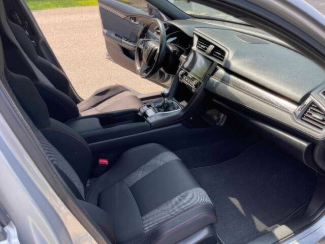 Серый Хонда Цивик, объемом двигателя 1.5 л и пробегом 68 тыс. км за 8500 $, фото 9 на Automoto.ua