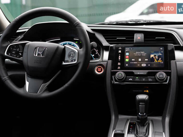 Сірий Хонда Сівік, об'ємом двигуна 2 л та пробігом 91 тис. км за 14499 $, фото 4 на Automoto.ua