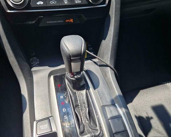 Сірий Хонда Сівік, об'ємом двигуна 2 л та пробігом 150 тис. км за 15500 $, фото 4 на Automoto.ua