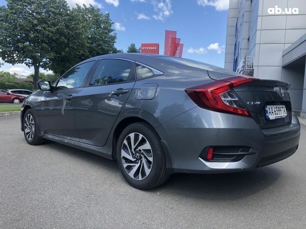Сірий Хонда Сівік, об'ємом двигуна 1.6 л та пробігом 36 тис. км за 17500 $, фото 7 на Automoto.ua