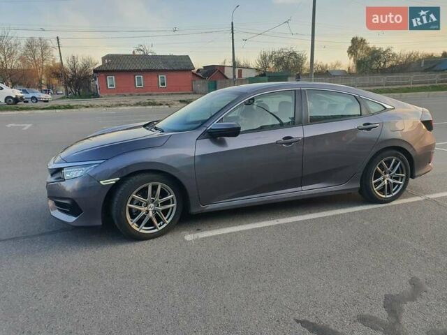 Серый Хонда Цивик, объемом двигателя 2 л и пробегом 112 тыс. км за 14500 $, фото 3 на Automoto.ua