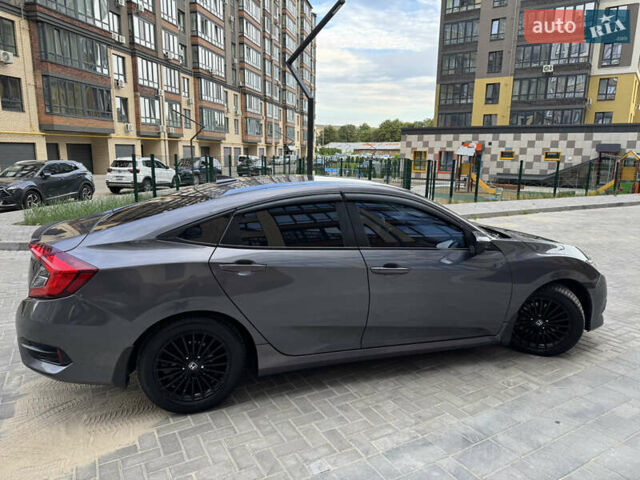 Сірий Хонда Сівік, об'ємом двигуна 2 л та пробігом 195 тис. км за 10700 $, фото 6 на Automoto.ua