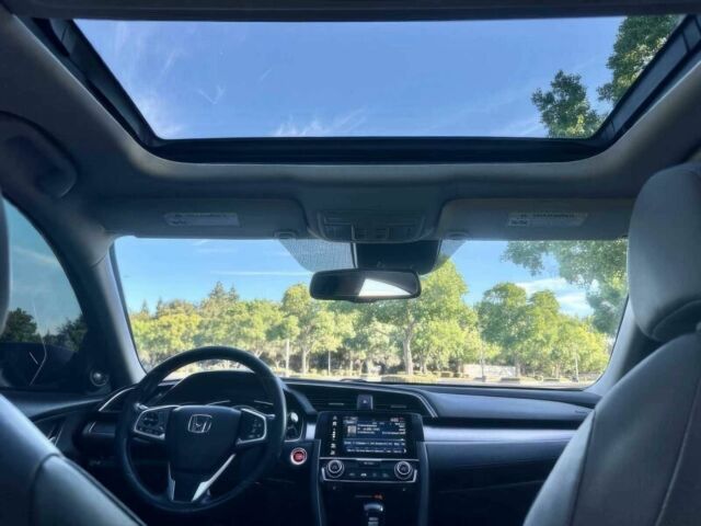 Серый Хонда Цивик, объемом двигателя 1.5 л и пробегом 57 тыс. км за 12650 $, фото 5 на Automoto.ua