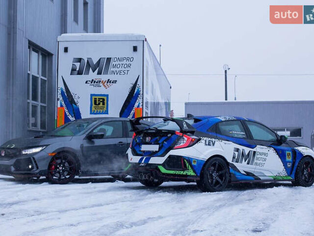 Серый Хонда Цивик, объемом двигателя 0 л и пробегом 10 тыс. км за 60000 $, фото 5 на Automoto.ua