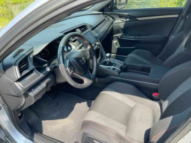 Серый Хонда Цивик, объемом двигателя 1.5 л и пробегом 68 тыс. км за 8500 $, фото 8 на Automoto.ua