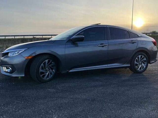 Серый Хонда Цивик, объемом двигателя 2 л и пробегом 90 тыс. км за 8800 $, фото 2 на Automoto.ua