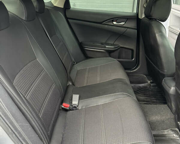 Серый Хонда Цивик, объемом двигателя 2 л и пробегом 106 тыс. км за 12899 $, фото 29 на Automoto.ua