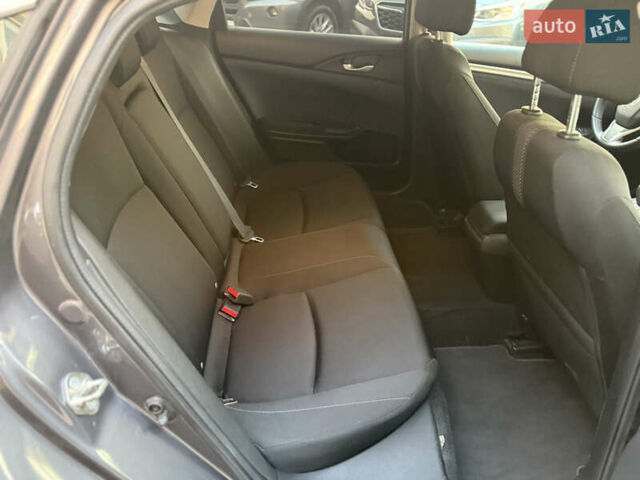 Сірий Хонда Сівік, об'ємом двигуна 2 л та пробігом 119 тис. км за 14500 $, фото 40 на Automoto.ua