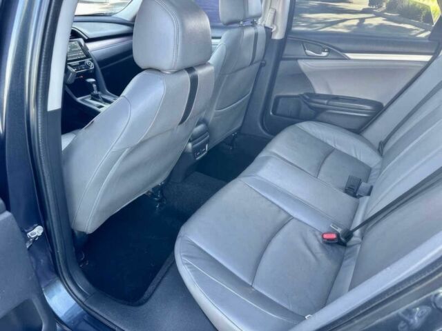 Серый Хонда Цивик, объемом двигателя 1.5 л и пробегом 57 тыс. км за 12650 $, фото 9 на Automoto.ua