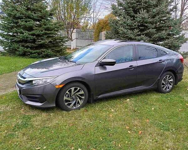 Серый Хонда Цивик, объемом двигателя 2 л и пробегом 135 тыс. км за 16500 $, фото 2 на Automoto.ua