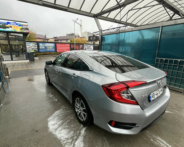 Серый Хонда Цивик, объемом двигателя 2 л и пробегом 102 тыс. км за 13000 $, фото 6 на Automoto.ua