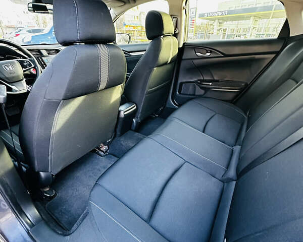 Сірий Хонда Сівік, об'ємом двигуна 1.5 л та пробігом 113 тис. км за 12999 $, фото 21 на Automoto.ua