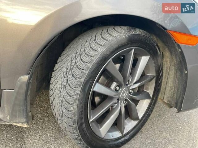 Серый Хонда Цивик, объемом двигателя 1.5 л и пробегом 107 тыс. км за 16500 $, фото 16 на Automoto.ua