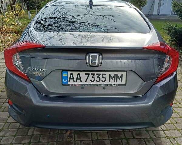 Серый Хонда Цивик, объемом двигателя 2 л и пробегом 135 тыс. км за 16500 $, фото 4 на Automoto.ua