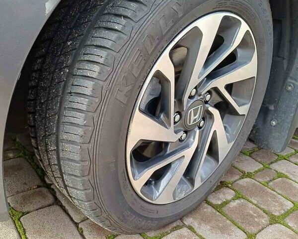 Серый Хонда Цивик, объемом двигателя 2 л и пробегом 135 тыс. км за 16500 $, фото 10 на Automoto.ua