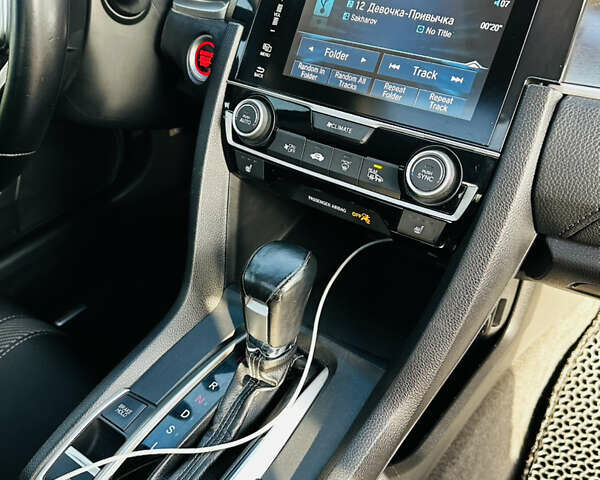 Сірий Хонда Сівік, об'ємом двигуна 1.5 л та пробігом 113 тис. км за 12999 $, фото 26 на Automoto.ua