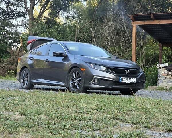 Серый Хонда Цивик, объемом двигателя 1.5 л и пробегом 107 тыс. км за 16500 $, фото 1 на Automoto.ua