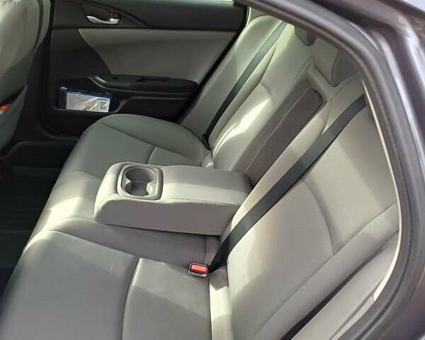 Серый Хонда Цивик, объемом двигателя 2 л и пробегом 135 тыс. км за 16500 $, фото 9 на Automoto.ua