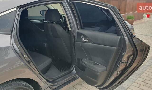 Серый Хонда Цивик, объемом двигателя 2 л и пробегом 41 тыс. км за 14200 $, фото 20 на Automoto.ua