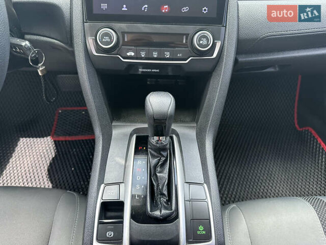 Серый Хонда Цивик, объемом двигателя 2 л и пробегом 78 тыс. км за 13800 $, фото 10 на Automoto.ua