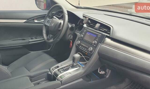 Серый Хонда Цивик, объемом двигателя 2 л и пробегом 41 тыс. км за 14200 $, фото 17 на Automoto.ua