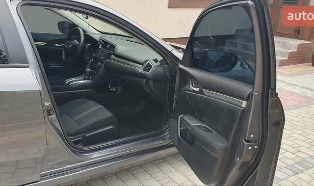 Серый Хонда Цивик, объемом двигателя 2 л и пробегом 41 тыс. км за 14200 $, фото 18 на Automoto.ua