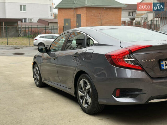 Серый Хонда Цивик, объемом двигателя 2 л и пробегом 74 тыс. км за 13999 $, фото 6 на Automoto.ua