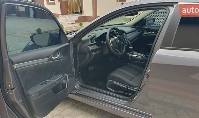 Серый Хонда Цивик, объемом двигателя 2 л и пробегом 41 тыс. км за 14200 $, фото 12 на Automoto.ua