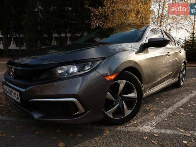 Серый Хонда Цивик, объемом двигателя 2 л и пробегом 80 тыс. км за 14000 $, фото 4 на Automoto.ua