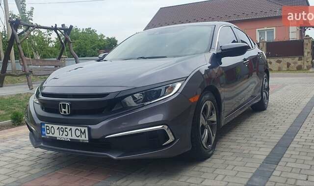 Серый Хонда Цивик, объемом двигателя 2 л и пробегом 41 тыс. км за 14200 $, фото 1 на Automoto.ua