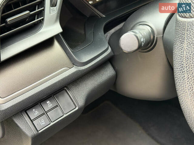 Серый Хонда Цивик, объемом двигателя 2 л и пробегом 74 тыс. км за 13999 $, фото 10 на Automoto.ua