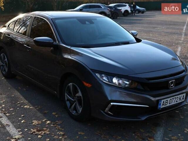 Серый Хонда Цивик, объемом двигателя 2 л и пробегом 80 тыс. км за 14000 $, фото 1 на Automoto.ua