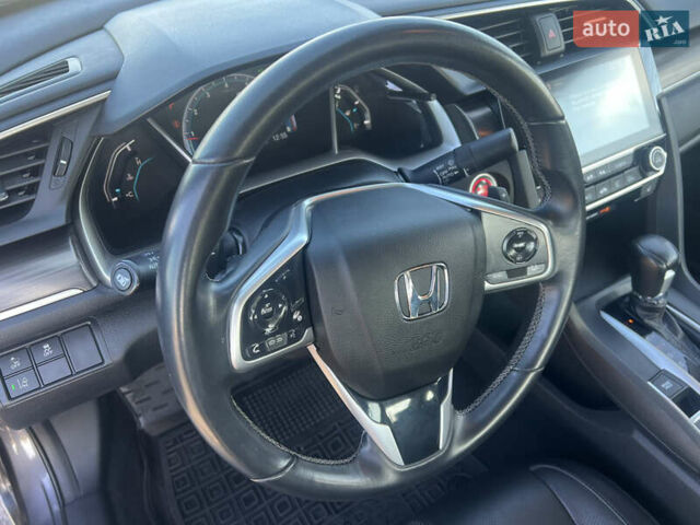 Серый Хонда Цивик, объемом двигателя 1.5 л и пробегом 54 тыс. км за 18500 $, фото 18 на Automoto.ua