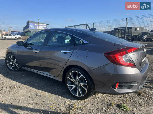 Серый Хонда Цивик, объемом двигателя 1.5 л и пробегом 54 тыс. км за 18500 $, фото 5 на Automoto.ua