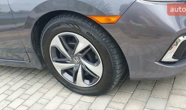 Серый Хонда Цивик, объемом двигателя 2 л и пробегом 41 тыс. км за 14200 $, фото 4 на Automoto.ua