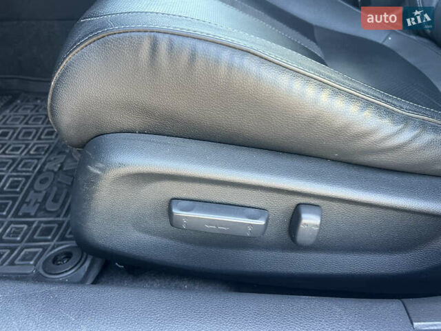 Серый Хонда Цивик, объемом двигателя 1.5 л и пробегом 54 тыс. км за 18500 $, фото 24 на Automoto.ua