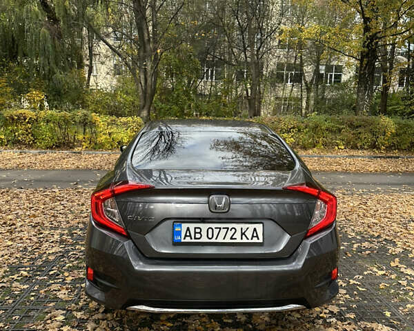 Серый Хонда Цивик, объемом двигателя 2 л и пробегом 78 тыс. км за 13800 $, фото 7 на Automoto.ua