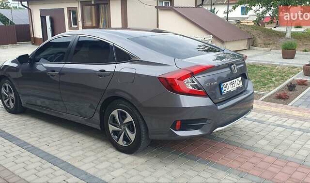 Серый Хонда Цивик, объемом двигателя 2 л и пробегом 41 тыс. км за 14200 $, фото 2 на Automoto.ua