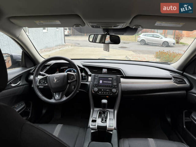 Серый Хонда Цивик, объемом двигателя 2 л и пробегом 74 тыс. км за 13999 $, фото 13 на Automoto.ua