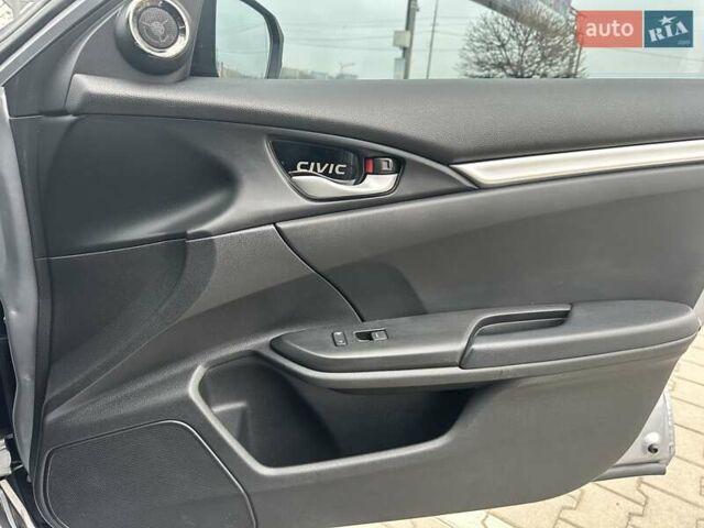 Серый Хонда Цивик, объемом двигателя 1.6 л и пробегом 91 тыс. км за 17000 $, фото 48 на Automoto.ua