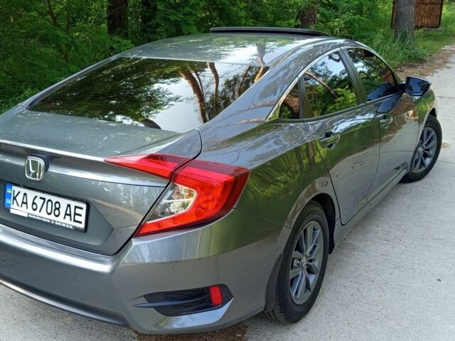 Серый Хонда Цивик, объемом двигателя 1.6 л и пробегом 50 тыс. км за 18600 $, фото 4 на Automoto.ua