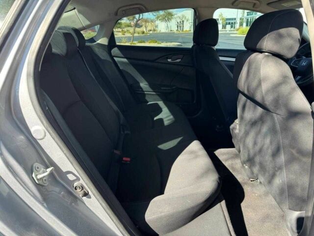 Серый Хонда Цивик, объемом двигателя 2 л и пробегом 118 тыс. км за 4400 $, фото 5 на Automoto.ua