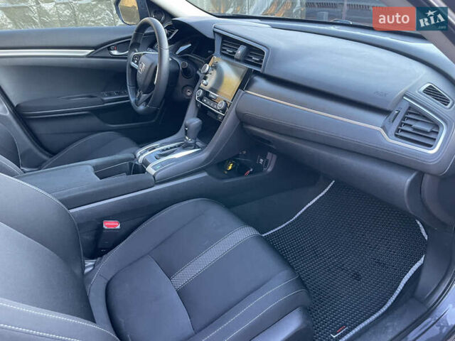 Серый Хонда Цивик, объемом двигателя 2 л и пробегом 90 тыс. км за 17400 $, фото 16 на Automoto.ua