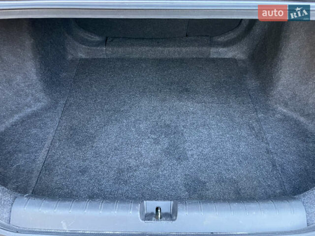 Серый Хонда Цивик, объемом двигателя 2 л и пробегом 90 тыс. км за 17400 $, фото 17 на Automoto.ua