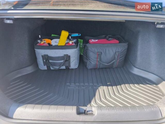 Серый Хонда Цивик, объемом двигателя 1.6 л и пробегом 83 тыс. км за 20500 $, фото 22 на Automoto.ua