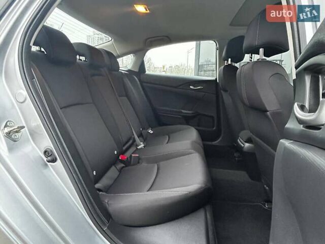Серый Хонда Цивик, объемом двигателя 1.6 л и пробегом 5 тыс. км за 22990 $, фото 11 на Automoto.ua