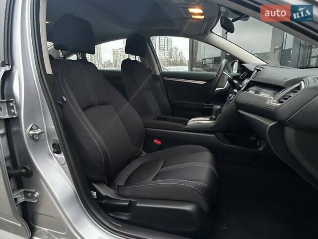 Серый Хонда Цивик, объемом двигателя 1.6 л и пробегом 5 тыс. км за 22990 $, фото 13 на Automoto.ua