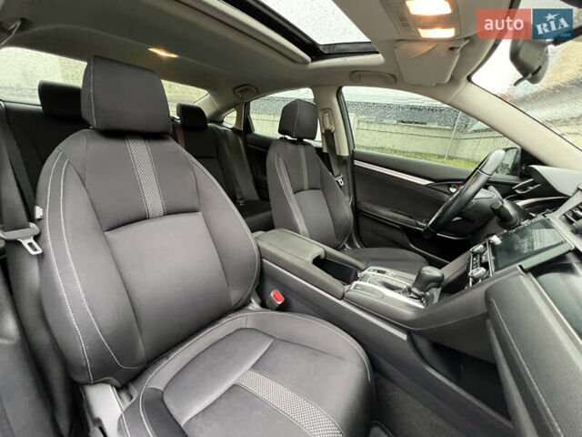 Серый Хонда Цивик, объемом двигателя 1.6 л и пробегом 30 тыс. км за 23300 $, фото 33 на Automoto.ua