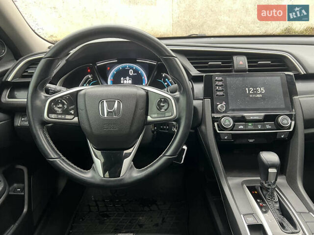 Серый Хонда Цивик, объемом двигателя 1.6 л и пробегом 30 тыс. км за 23300 $, фото 18 на Automoto.ua